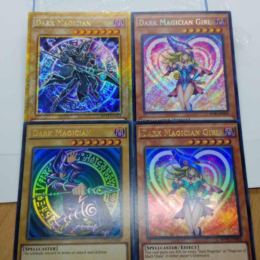 海外版　ブラックマジシャンガール(シク・ウル)とブラックマジシャン