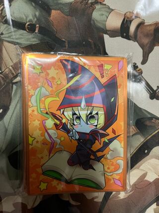 遊戯王　トゥーンブラックマジシャン　スリーブ