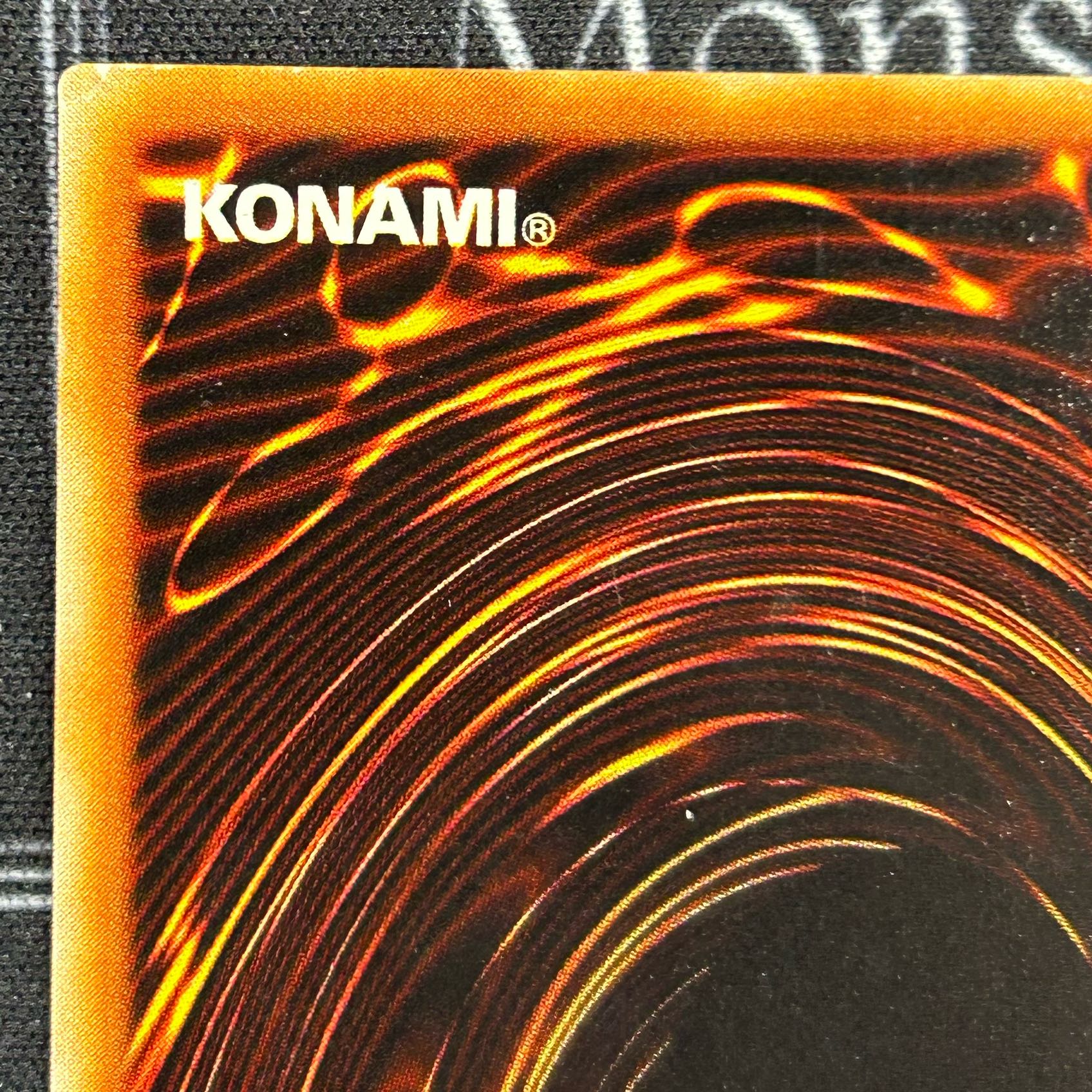 〔イタミ有〕ブラック・デーモンズ・ドラゴン ウルトラレアパラレル RB-18【37-1022-01M5】