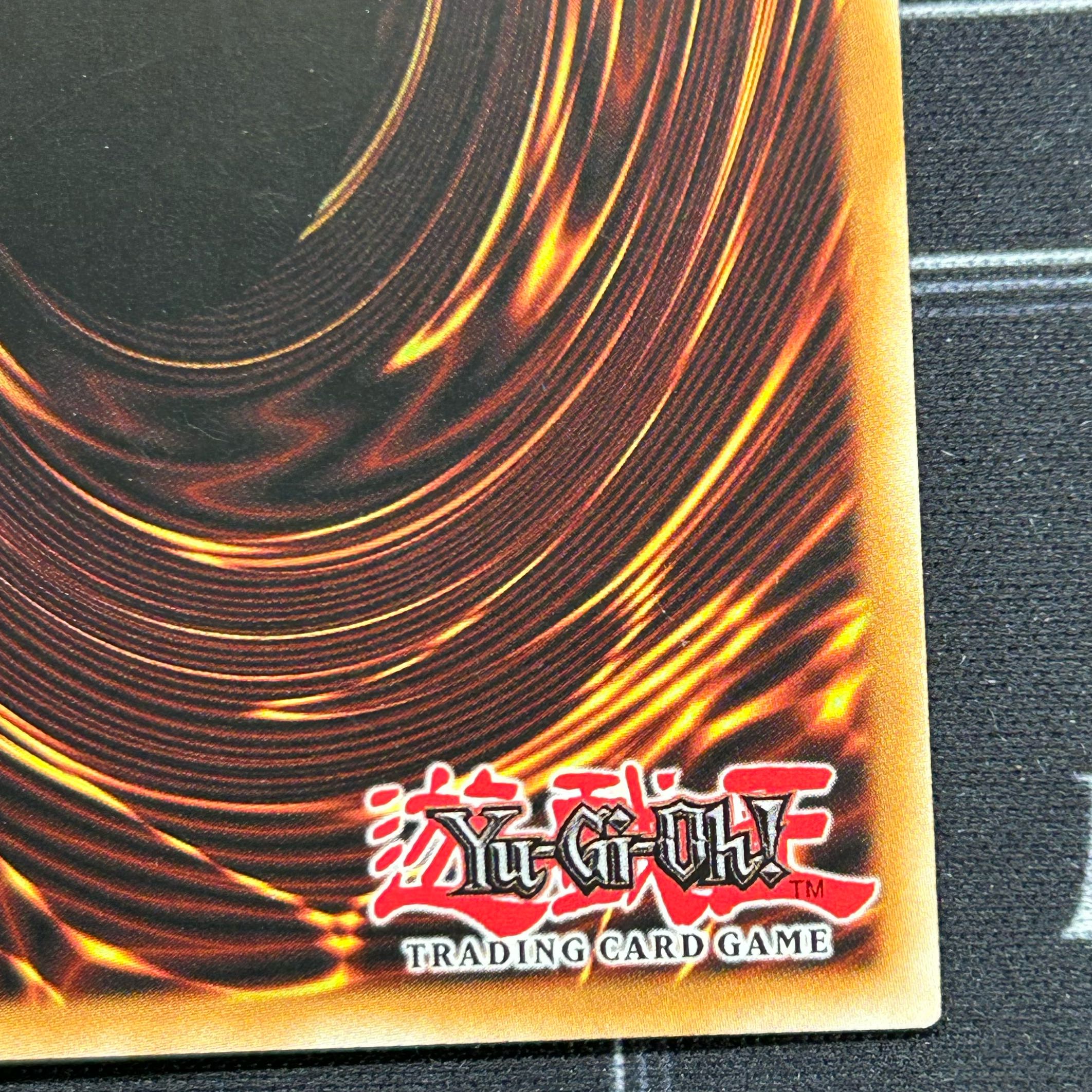 YU-GI-OH TCG Maxx "C" Gold Rare 1st PGL3-EN042 [37-1022-04M5].