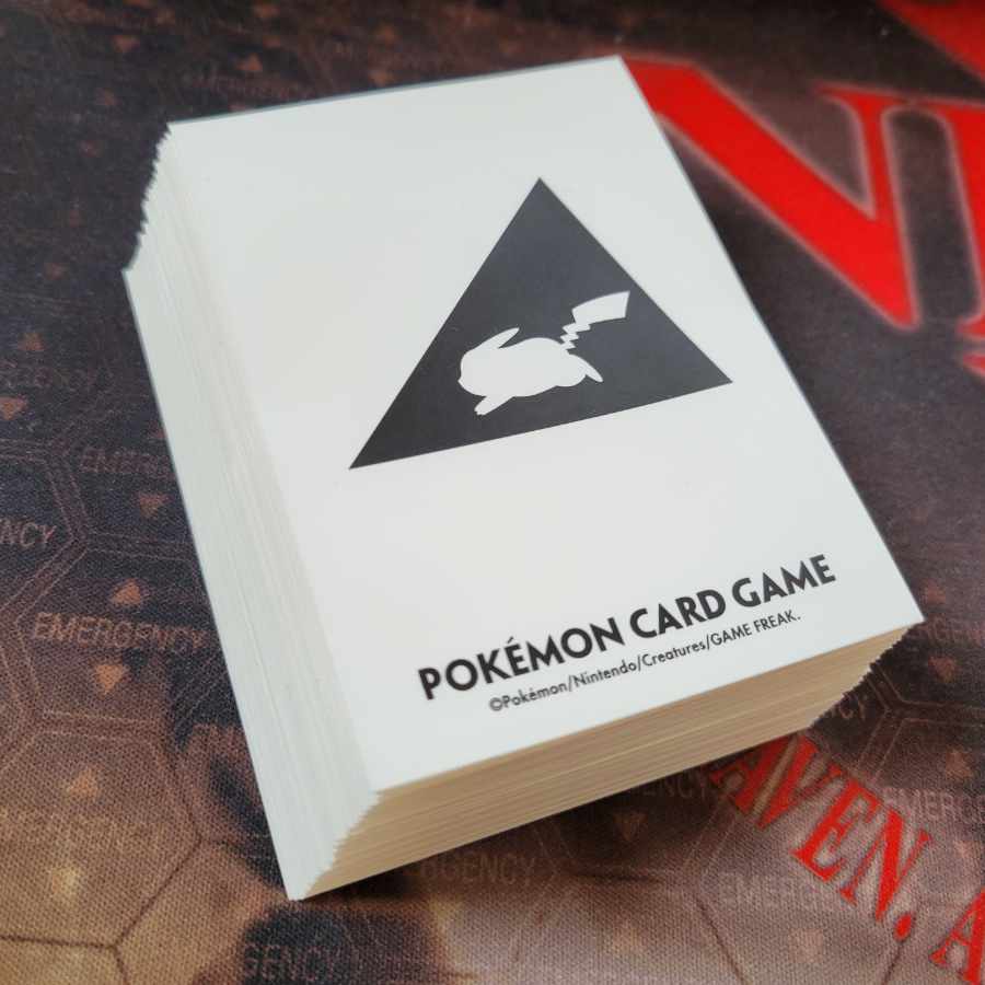 【使用品】デッキシールド プロ ピカチュウ Ver.2 60枚