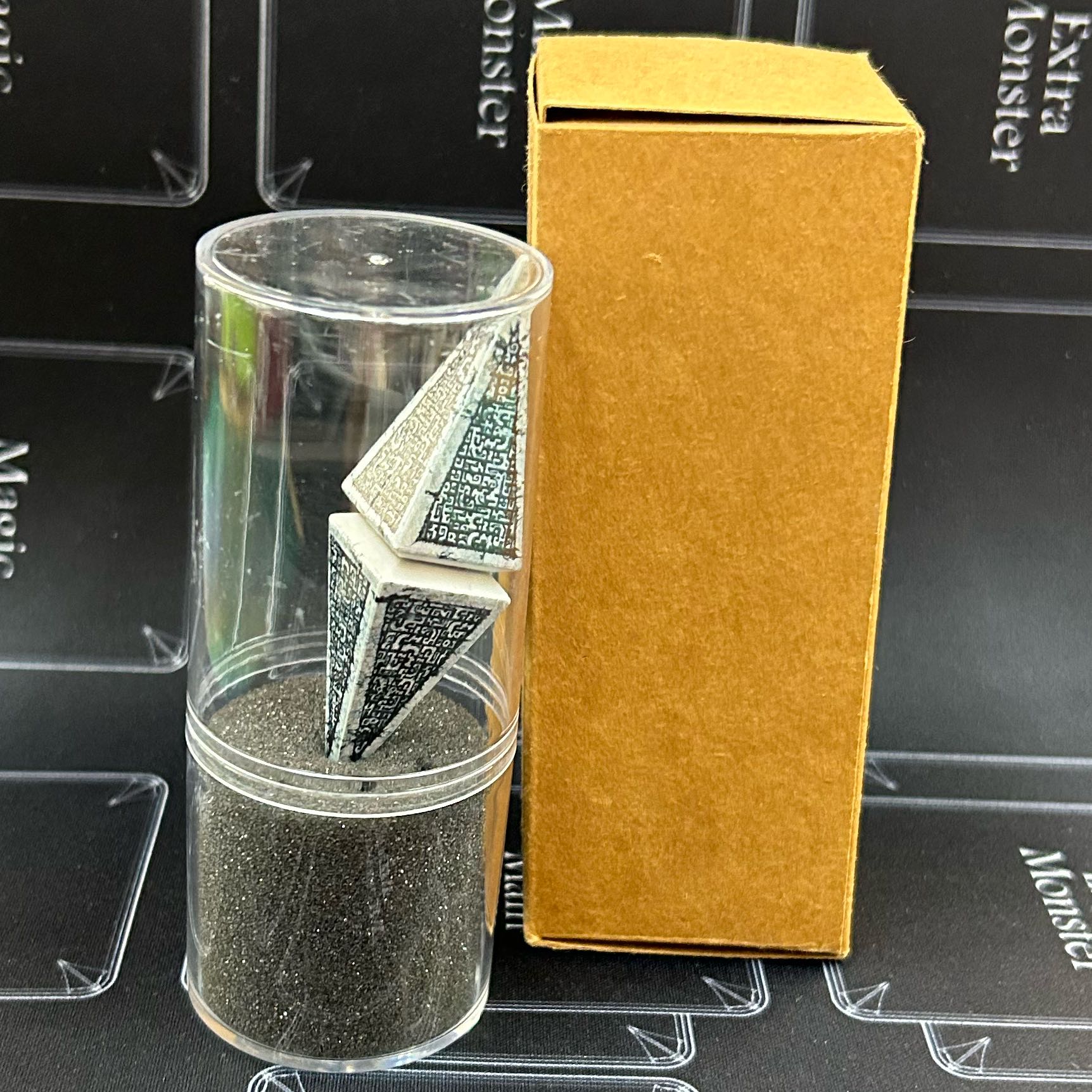 MTG ゲートウォッチの誓い プレゼントキャンペーン当選品 面晶体USBメモリ【37-1027-10M5】