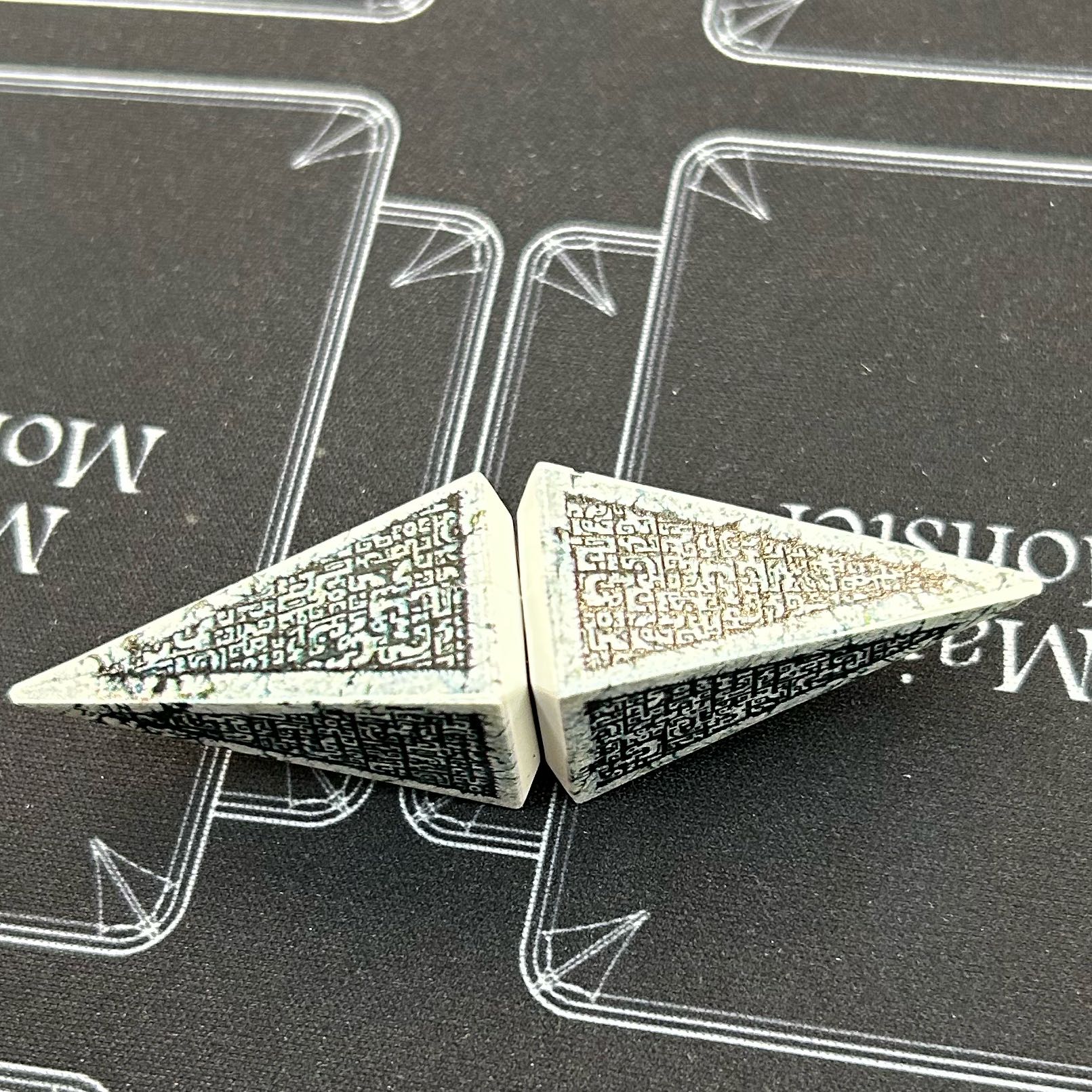 MTG ゲートウォッチの誓い プレゼントキャンペーン当選品 面晶体USBメモリ【37-1027-10M5】