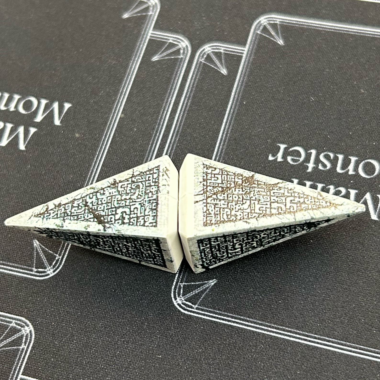 MTG ゲートウォッチの誓い プレゼントキャンペーン当選品 面晶体USBメモリ【37-1027-10M5】