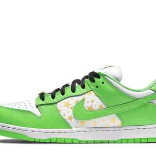 シュプリーム × ナイキSB ダンク ロー OG QS ゴールドスターズ "ホワイト/ミーングリーン/ゴールド" 27cm