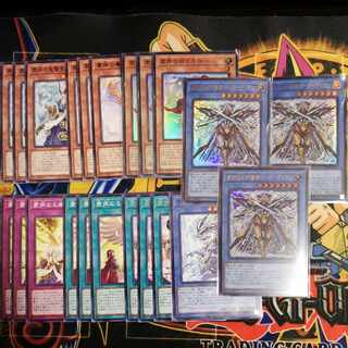 粛声なる守護者ローガーディアン ウルトラレア PHNI-JP037　他粛声デッキパーツ