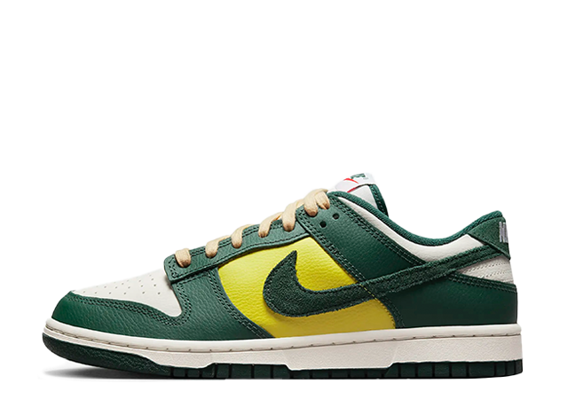 Nike Wmns Dunk Low SE "Noble Green" Sail/Opti Yellow/Picante Red/Noble Green 22.5cm