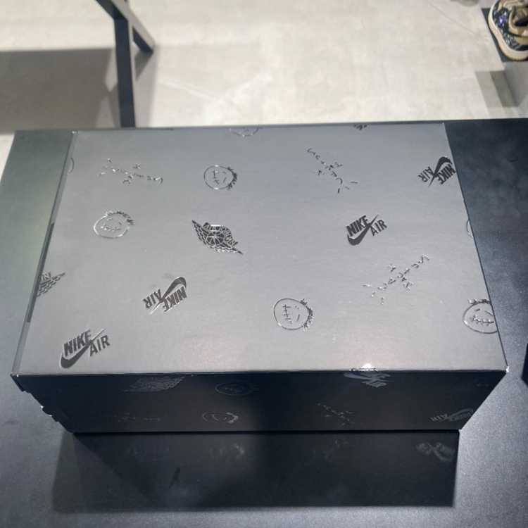 Travis Scott x Nike Air Jordan 1 Low OG "Black/Phantom" 28cm