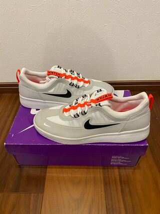 Nike SB Nyjah Free 2 "Neutral Grey Bright Crimson" 26cm