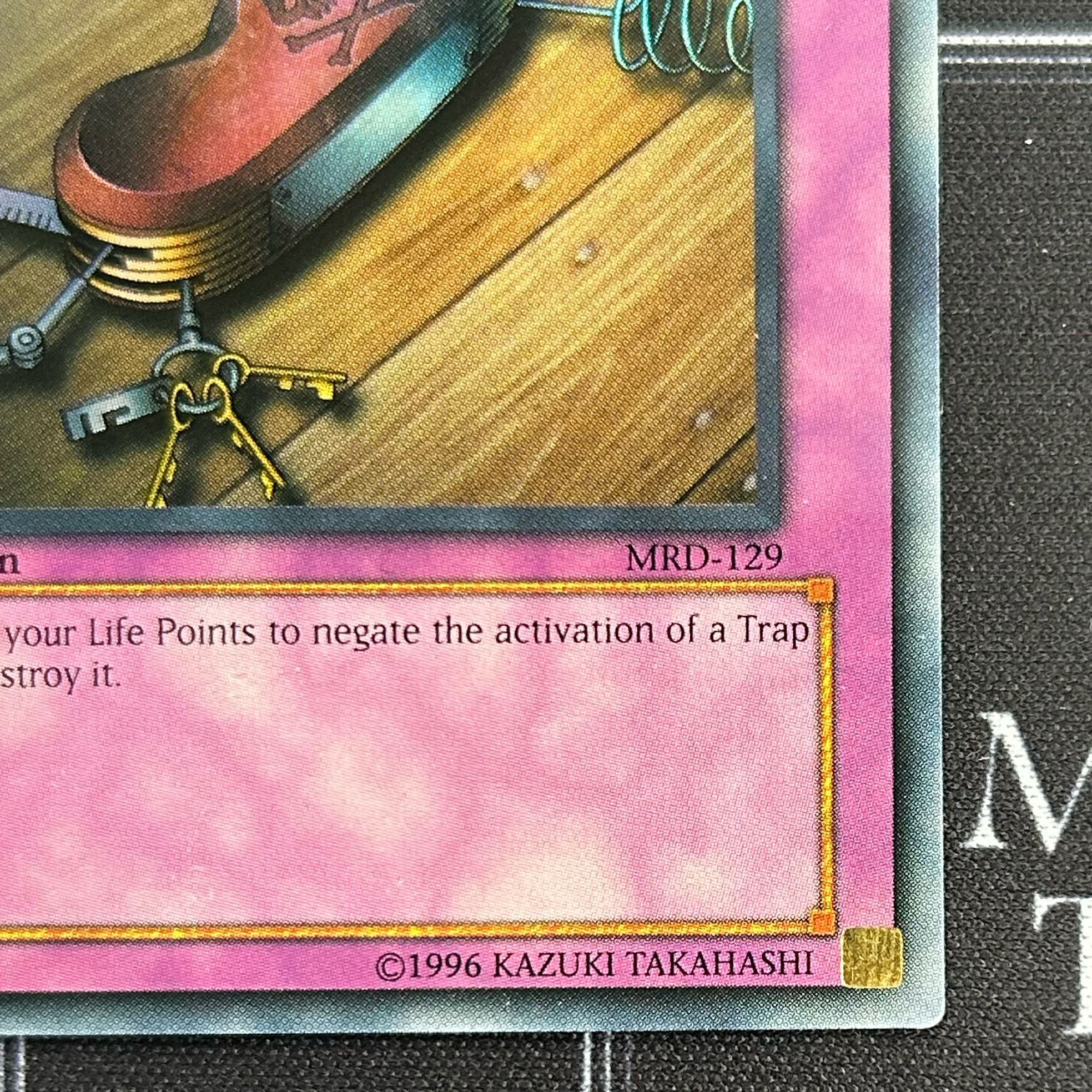 Yu-Gi-Oh TCG Seven Tools of the Bandit Ultra Rare MRD-129 1st [37-0121-06M6].