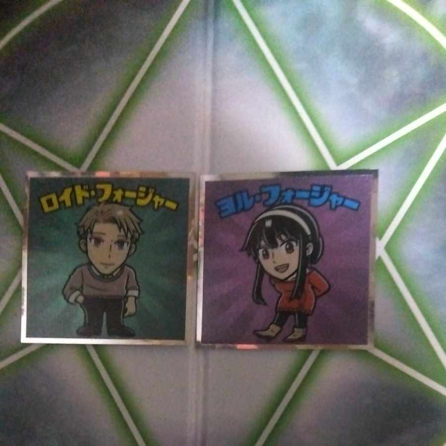 ビックリマン　スパイファミリーコラボ　ロイドとヨル