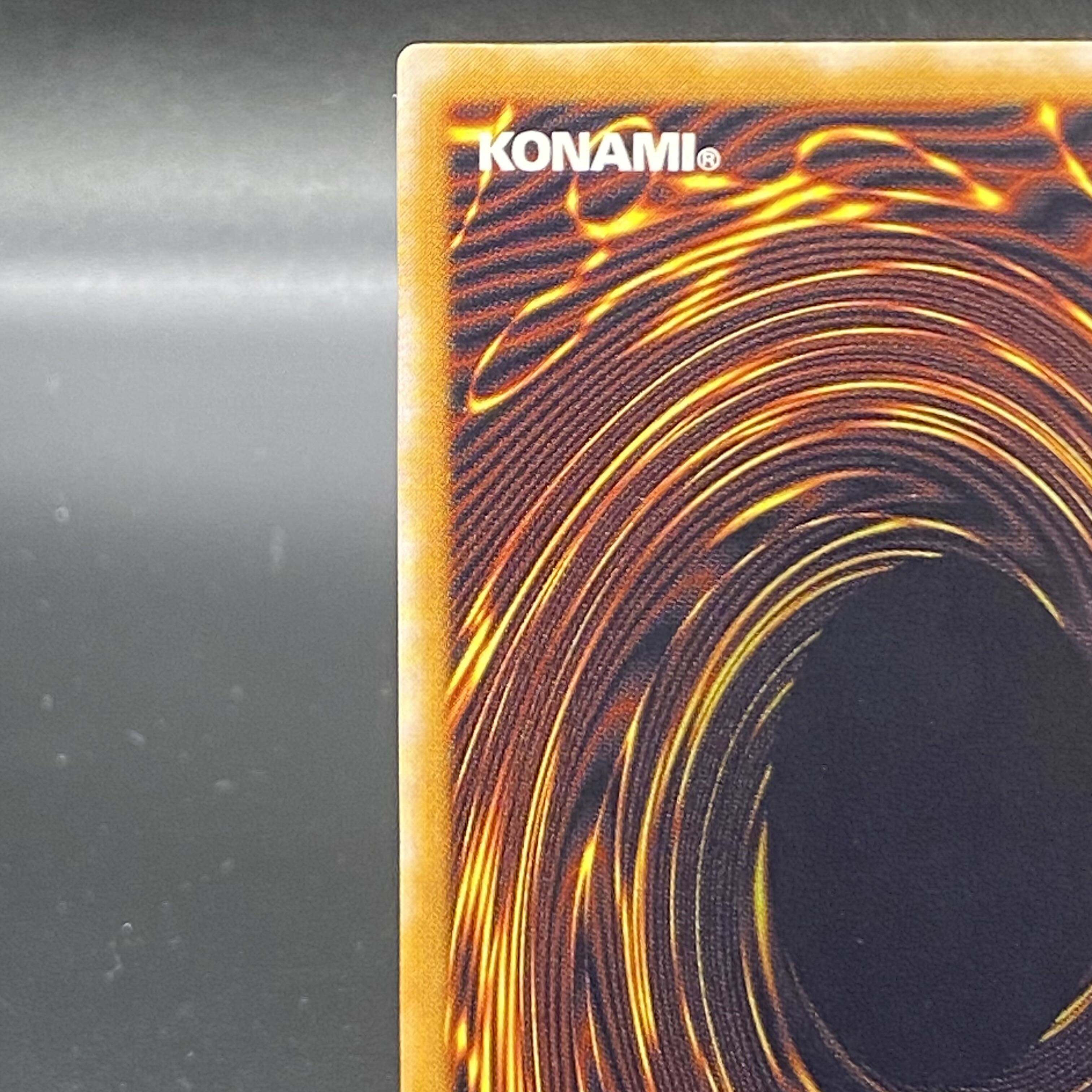 Blue-Eyes White Dragon Relief Ultimate Rare SM-51