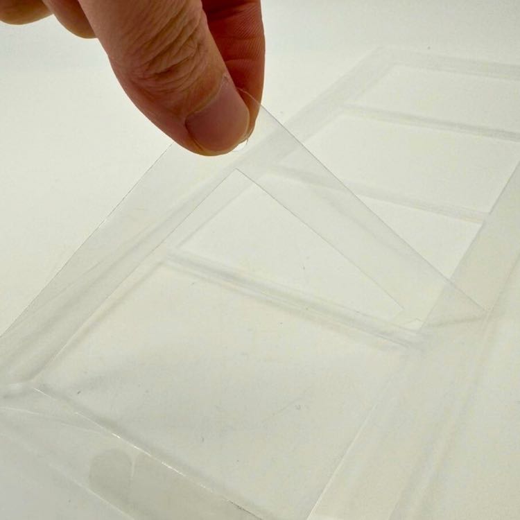 【送料無料】ケース トレカ ネジ式 ディスプレイ アクリル 4枚用 収納 クリアローダー ポケモンカード ポケカ 保護