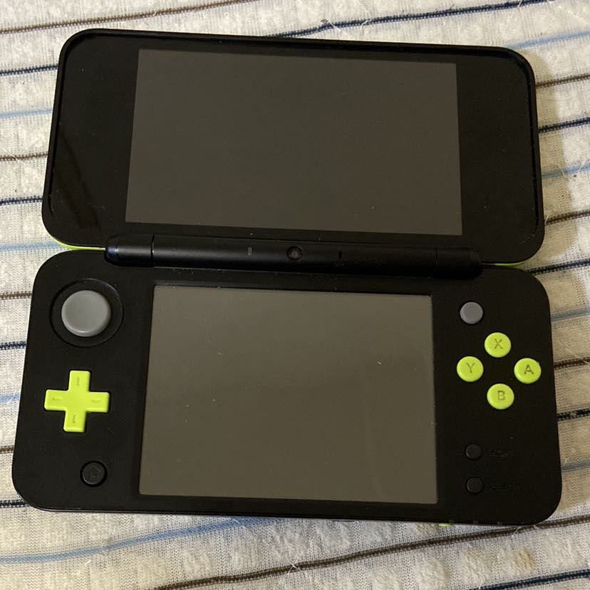 2DS LL ブラック×ライム