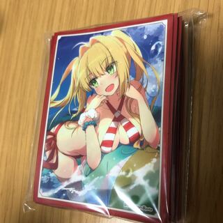 ネロ　水着　スリーブ