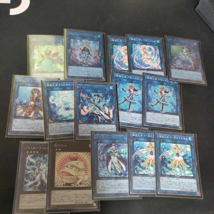 Yu-Gi-Oh! Authentic Preconstructed Deck Marinesse Deck
Umi Crystal Maiden Aqua Argonaut
Umi Crystal Maiden Coral Triangle
Umi Crystal Maiden Great Bubble Reef
Marincess Blue Tang
Umi Crystal Maiden Jigglypuff Girl
Umi Crystal Maiden's Diving Kaukau Ash Bl
