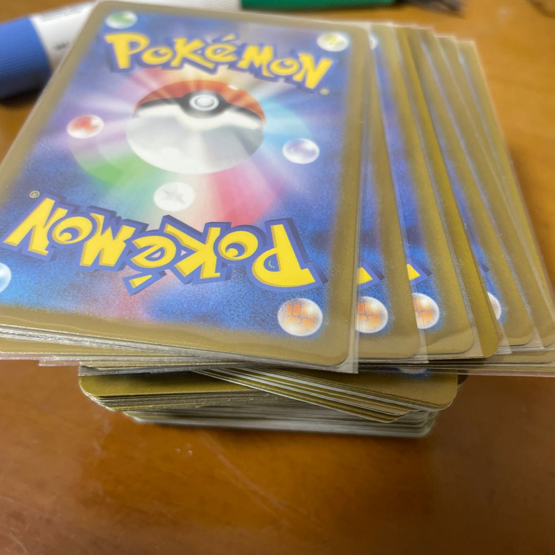 Pokekas sold in bulk