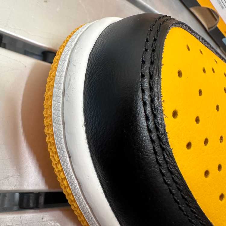 Nike Air Jordan 1 Retro High Og "Yellow Toe" Black/Taxi HoWight 26.5cm