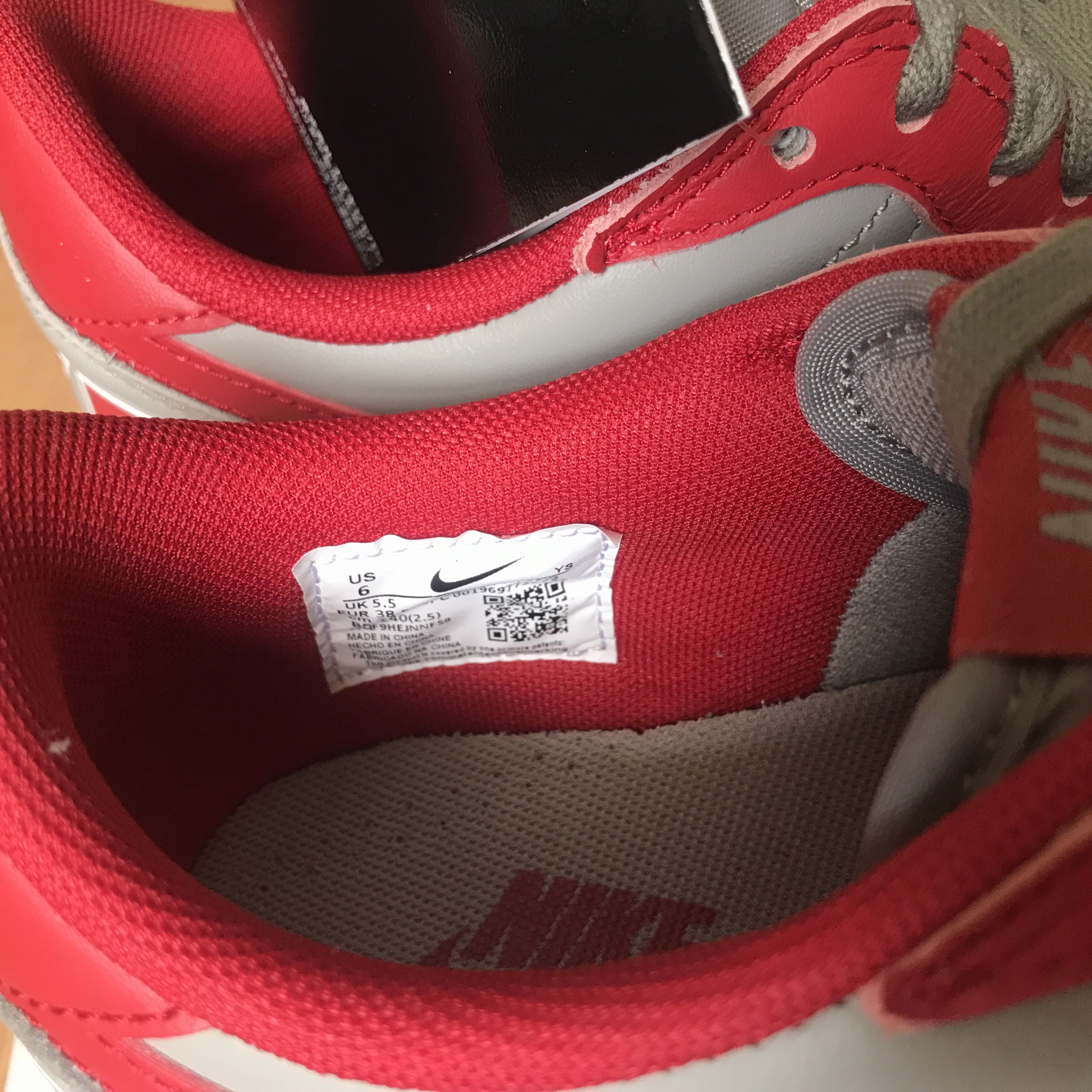 Nike Terminator Low "UNLV" Medium Gray/Varsity Red 24cm