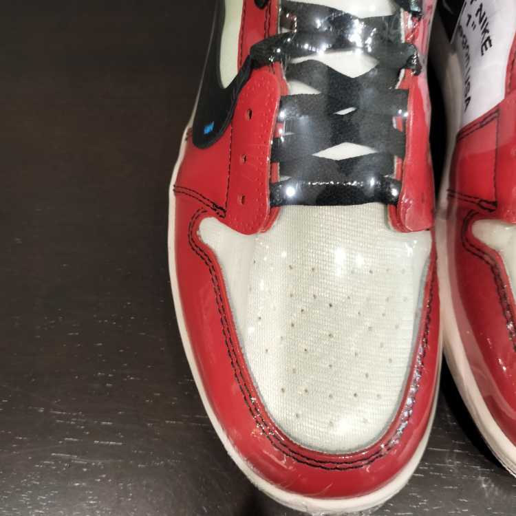 オフホワイト × ナイキ エアジョーダン1 レトロ ハイ ザ・テン "シカゴ" ホワイト/ブラック/バーシティレッド 29cm