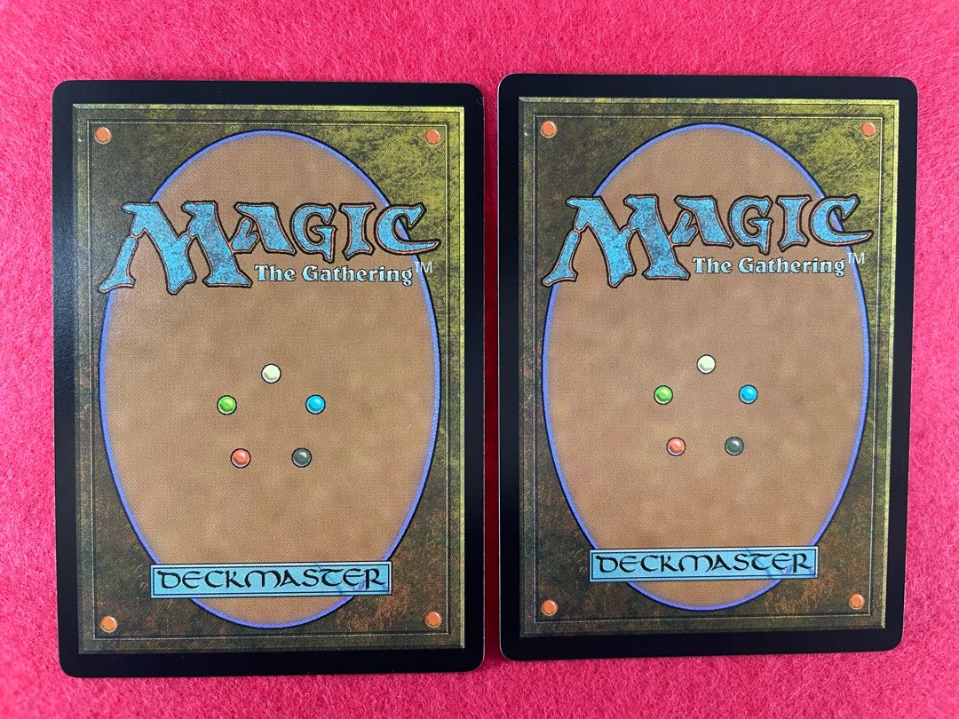 Mysterious cloak Rare 050