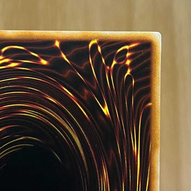 Yu-Gi-Oh! Early Ultra Rare UR Tri-Horned Dragon