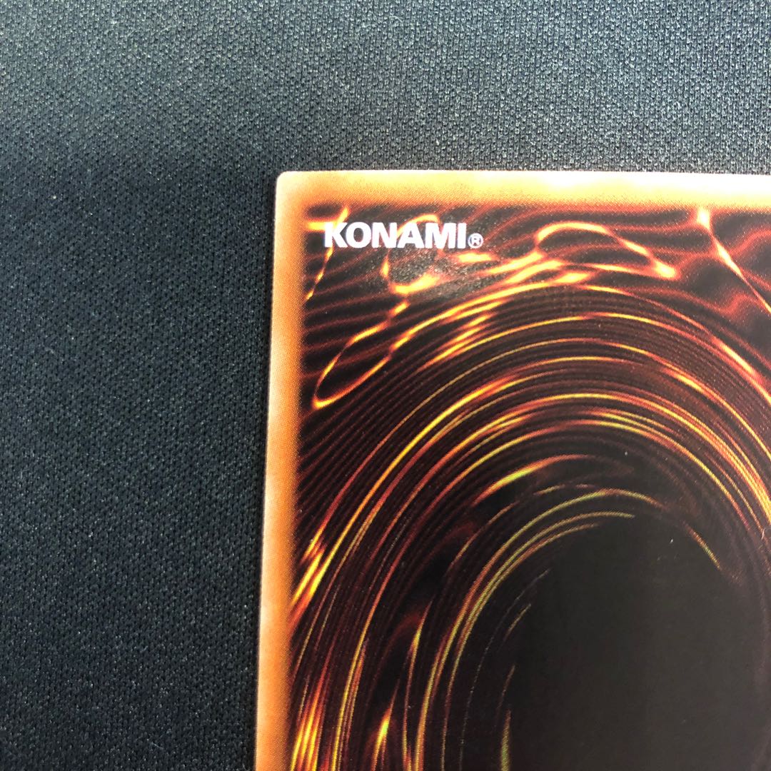 Dark Magician Girl holographic rare JP000