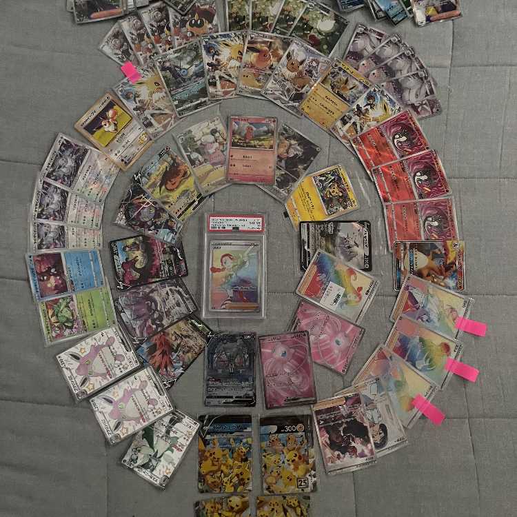 100 units Low amount Pokémon card 1枚