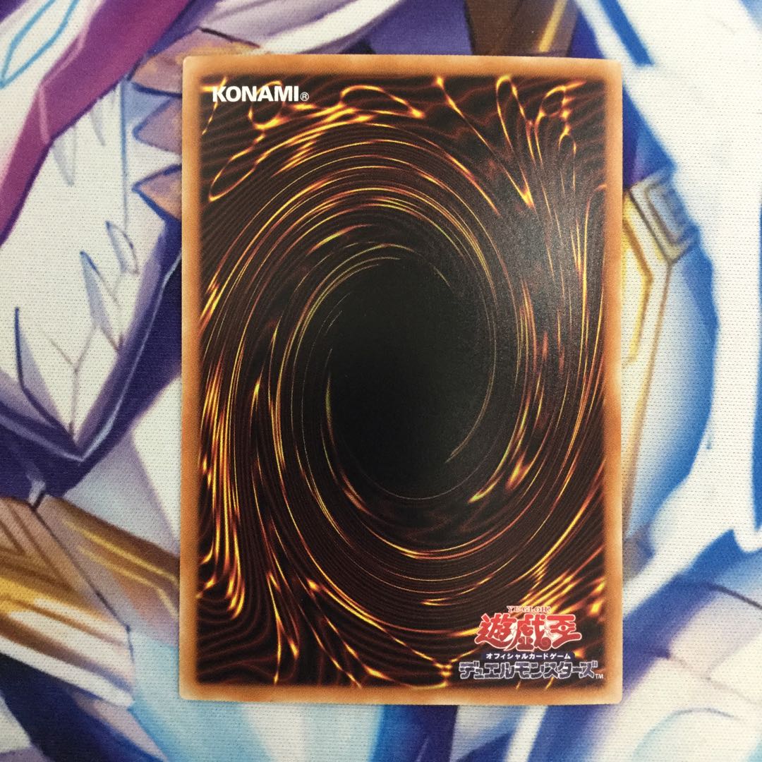 ブラック・マジシャン・ガール　ホログラフィックレア【39349-37】