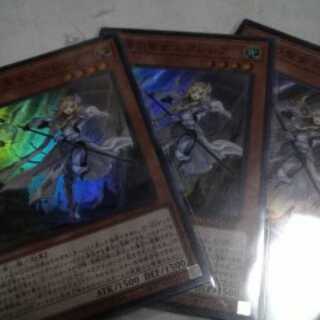 教導の聖女エクレシア SR　3枚