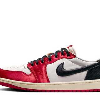 トロフィールーム × ナイキ エアジョーダン1 ロー OG "セイル アンド バーシティレッド" 30cm