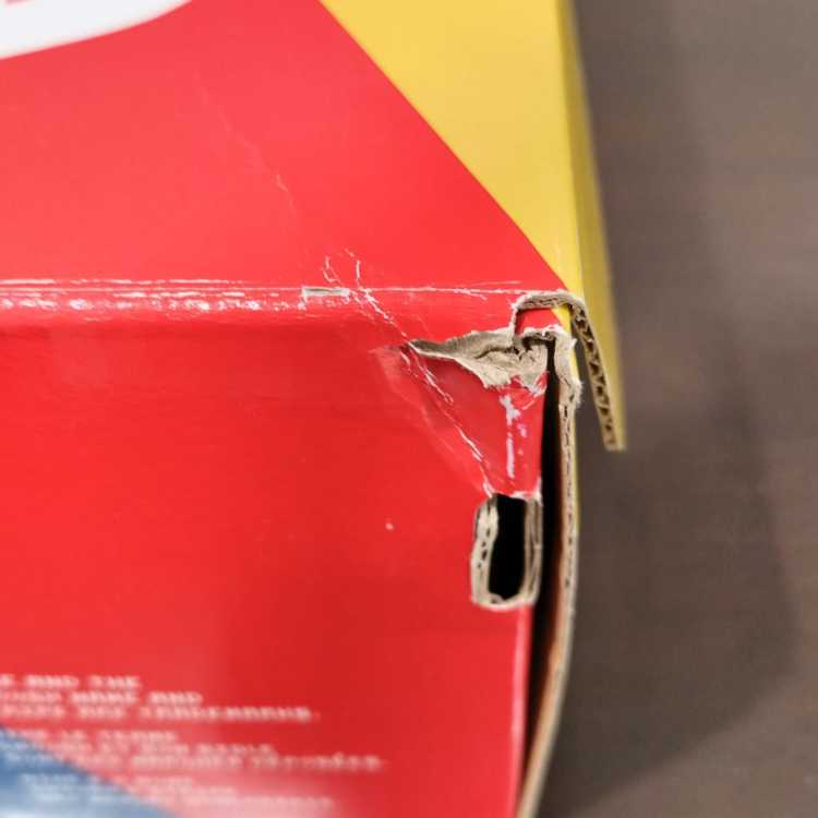 ウェイステッドユース × ナイキ SB ダンク ロー "ブラック/ホワイト/ユニバーシティレッド" 26cm