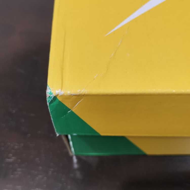 ウェイステッドユース × ナイキ SB ダンク ロー "ブラック/ホワイト/ユニバーシティレッド" 26cm