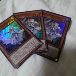 教導の聖女エクレシア SR　3枚