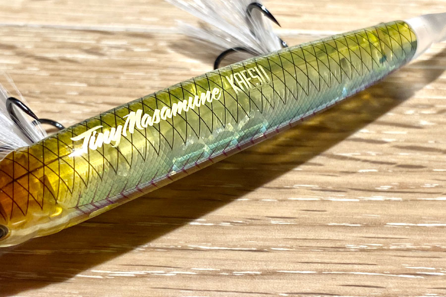 タイニーマサムネ背中