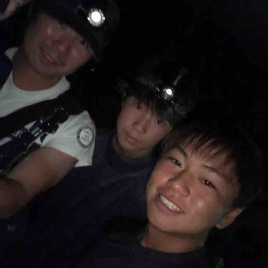 Thumb photo