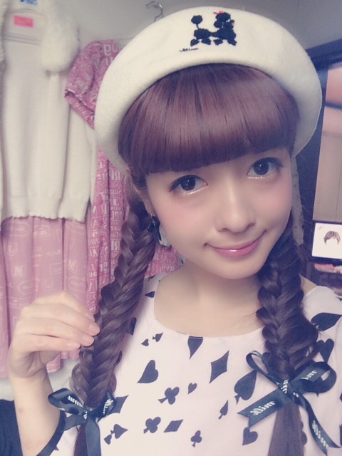 ロリィタちゃんの必需品 ロリィタコーデにベレー帽はマストアイテム カリスマトーク 女の子のカワイイを発信するメディア