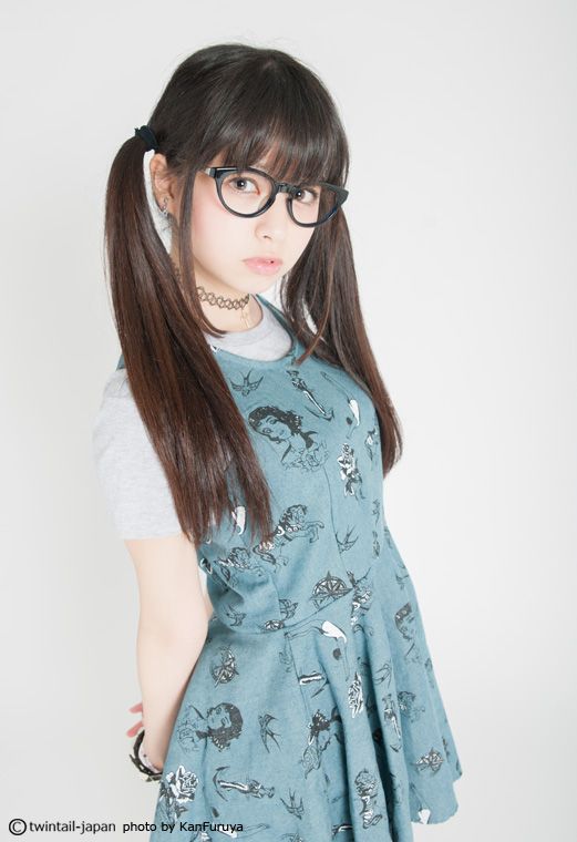 モデルにしてシンガー Kera の妹キャラの 春奈るな を徹底解 カリスマトーク 女の子のカワイイを発信するメディア