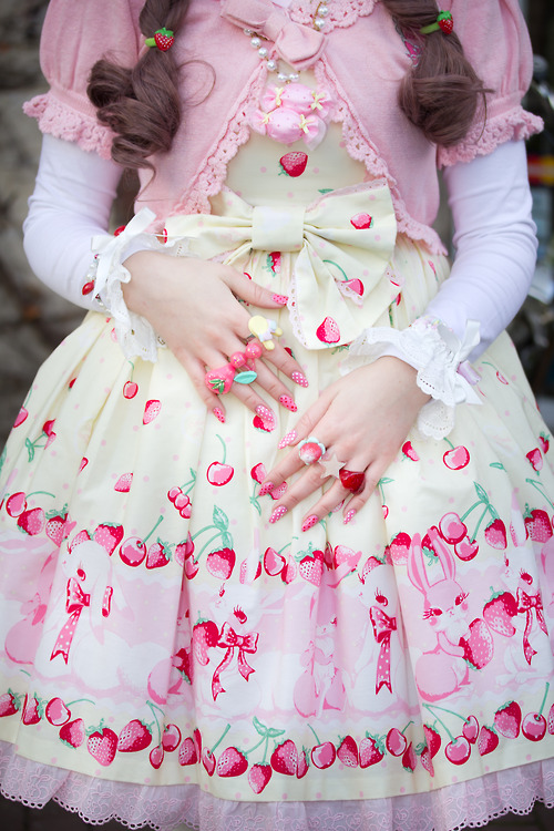 スウィートガールロリータカラフルデザイン tumblr_mzlis1oSL31rj1geeo1_500.jpg