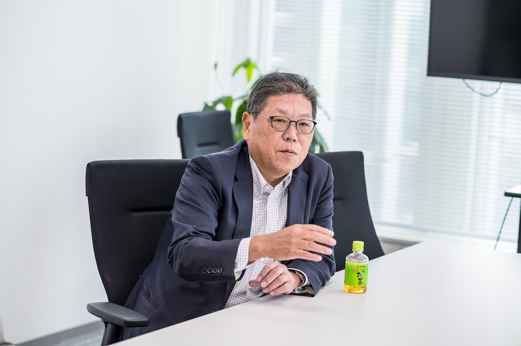 熊平製造　金庫　エンブレム 壁・天井パネル | 製品情報 | トータルセキュリティ企業【クマヒラ】