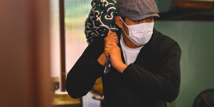 窃盗罪の初犯で起訴される可能性はある?実刑・罰金の相場と逮捕後の流れを徹底解説