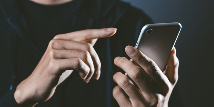 【加害者向け】職場での盗撮は犯罪！会社内での盗撮事件の特徴と今すぐ取るべき対処法