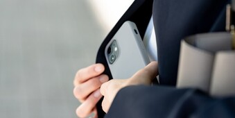 盗撮未遂でも罪になる？不起訴獲得のポイントや示談金・慰謝料相場も解説