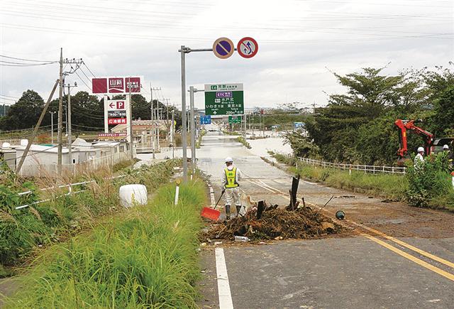 常磐自動車道水戸北スマートIC付近の国道123号