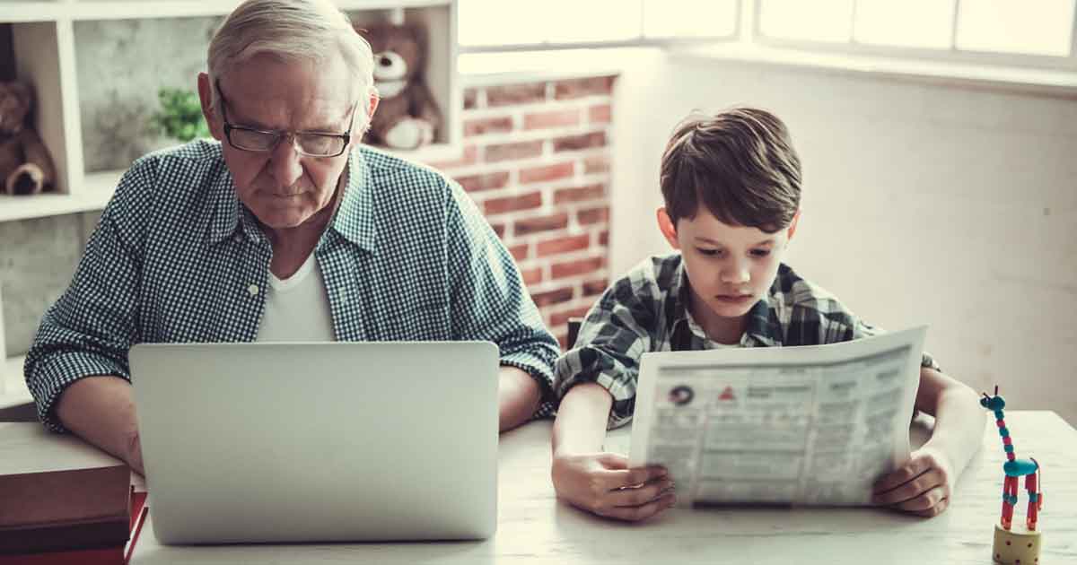 子どもに新聞を読ませるメリットが明らかに オススメは 朝日小学生新聞