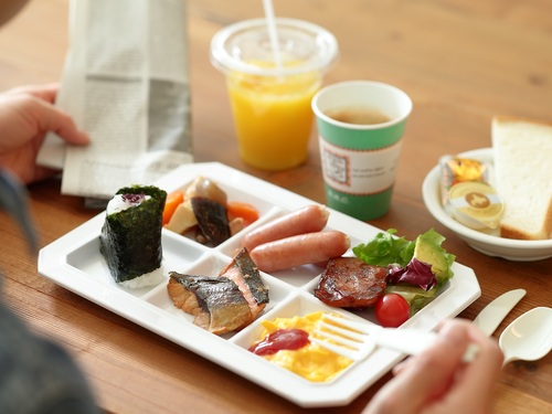 【お食事はカフェスペースでも部屋へのお持ち帰りでも！】朝食付プラン★羽田から京急蒲田まで快特で約5分