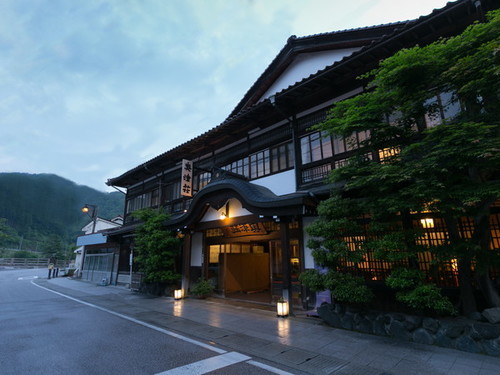 登録有形文化財の宿 名泉鍵湯 奥津荘 スタンダードプラン 奇跡の温泉 極上湯宿で優雅なひとときを 近畿日本ツーリスト