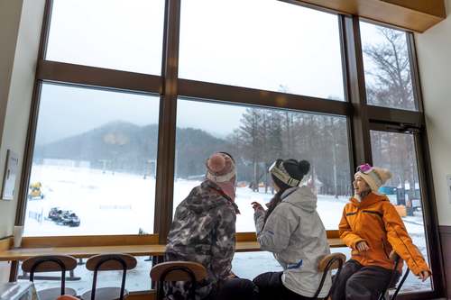 【ファミリー雪あそび】滞在中のスノープレイランドとレンタルウェアがセット♪2食ビュッフェプラン