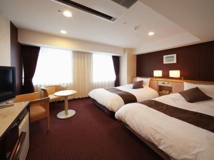 新潟グランドホテル 新潟県民会館へ往路タクシー付 素泊り 近畿日本ツーリスト