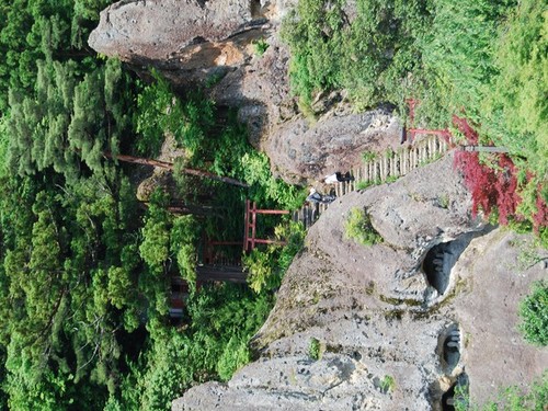 【お得な入館券付き 那谷寺】開創1300年神仏習合の古刹「那谷寺」＆吉祥のコラボレーション